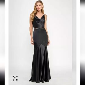 $279 SENI & CADE Satin Cowl neck Cutout Gown Sz 12P Cocktail Wedding New